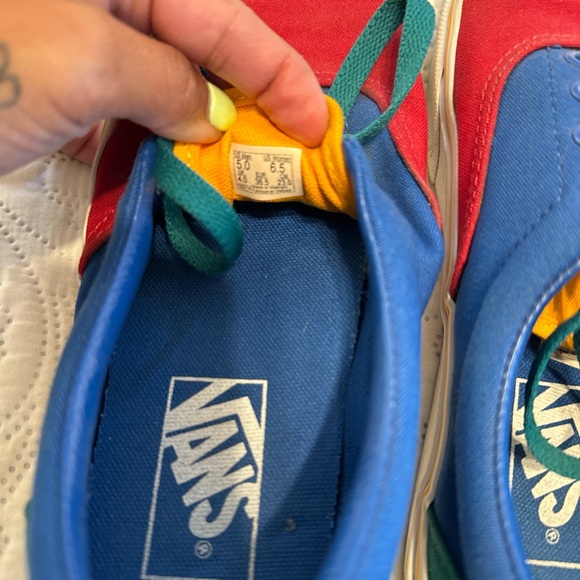 Women’s vans - Picture 4 of 4